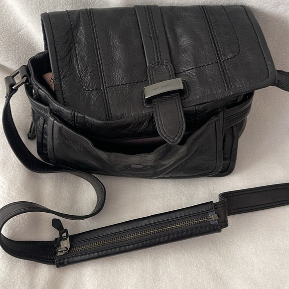 Brand new JUICY COUTURE Genuine Leather for Men Bag Size Small - Picture 11 of 16